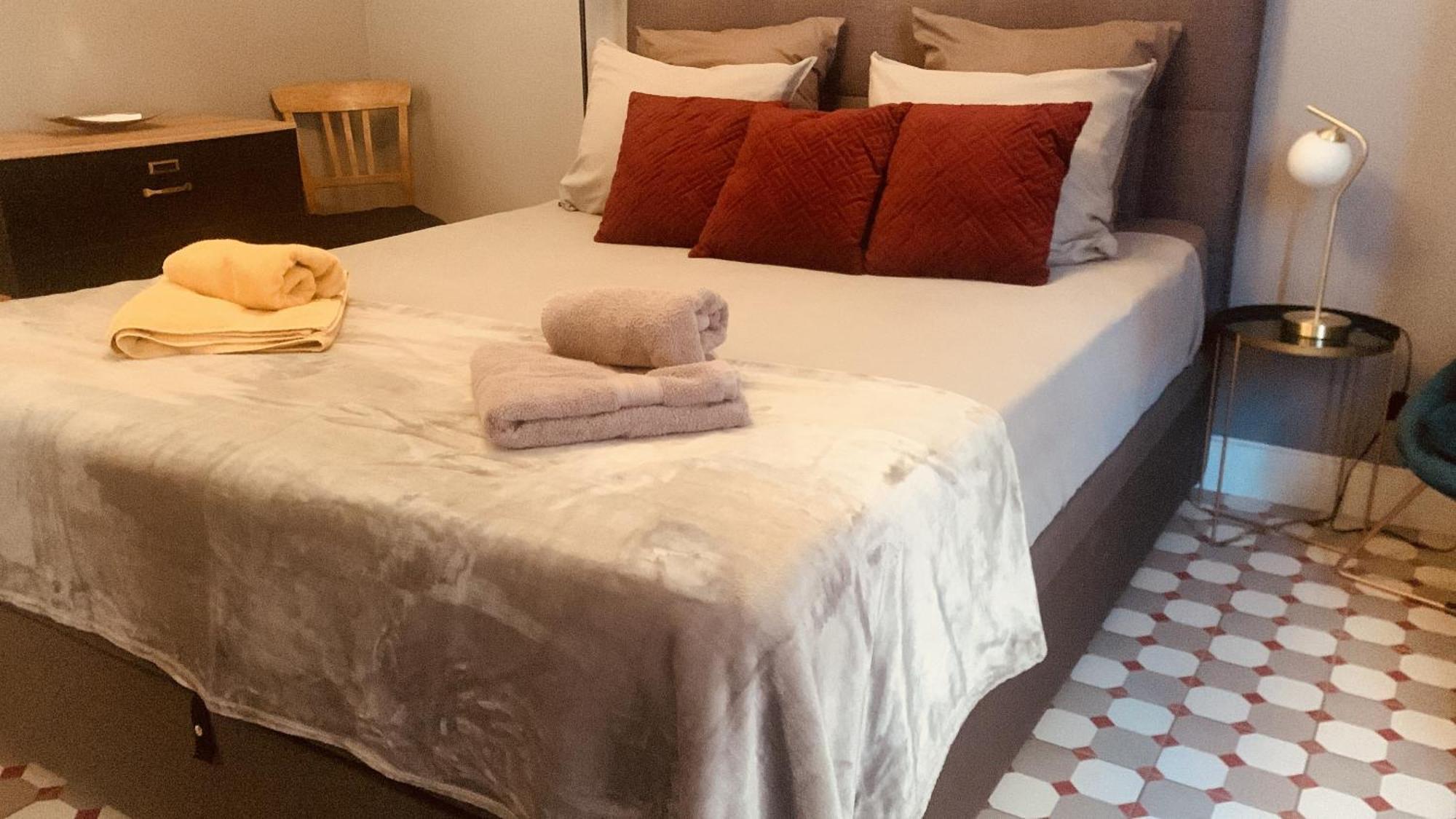 Casa Roma Montpellier Bed&Breakfast Chambres D Hote Стая снимка